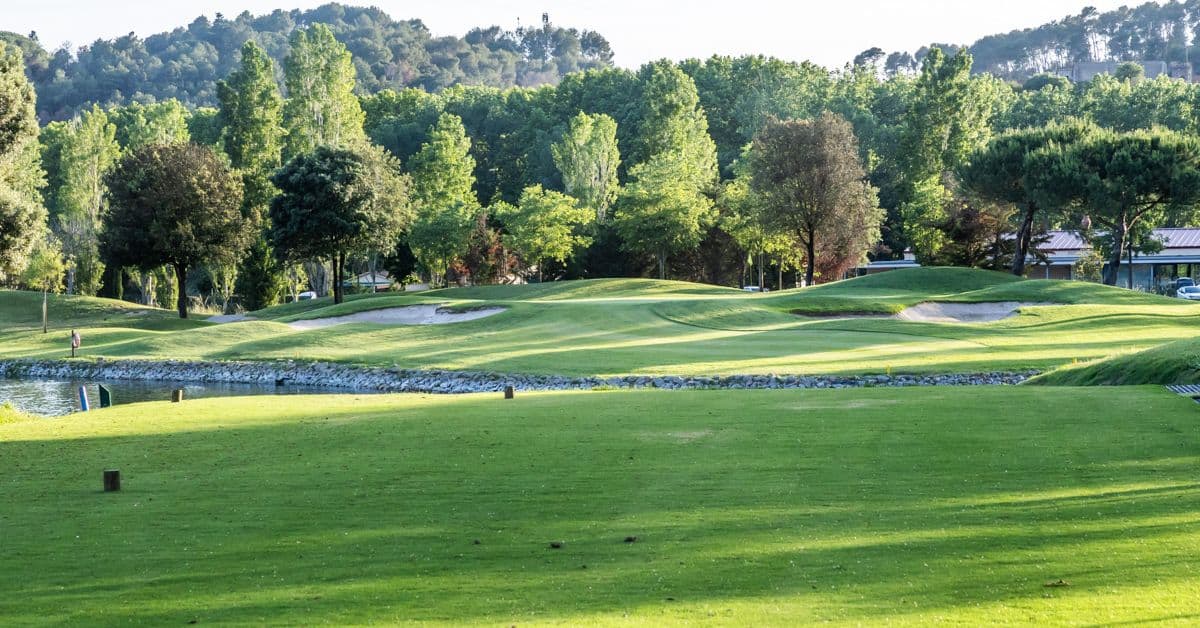 Complete Guide to Playing Golf at La Roca Golf (Barcelona) – 2025